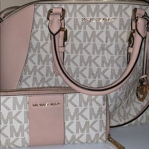 Micheal Kors MK Large Handbag